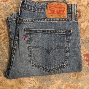 Levi’s 541 tapered athletic fit 33/32 medium wash